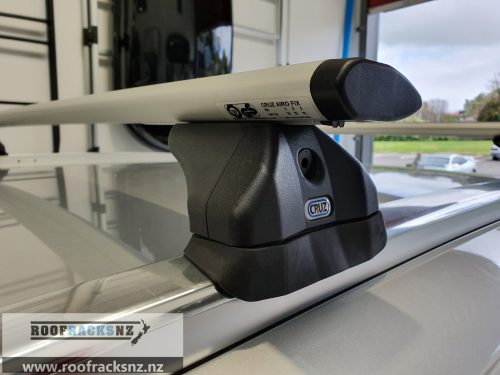 CRUZ Airo Silver Roof Racks - Image 3