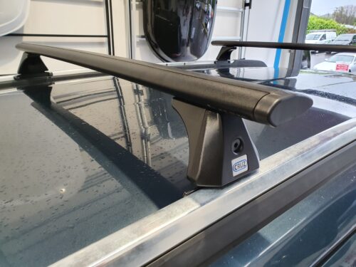 CRUZ Airo Dark Roof Racks - Image 6