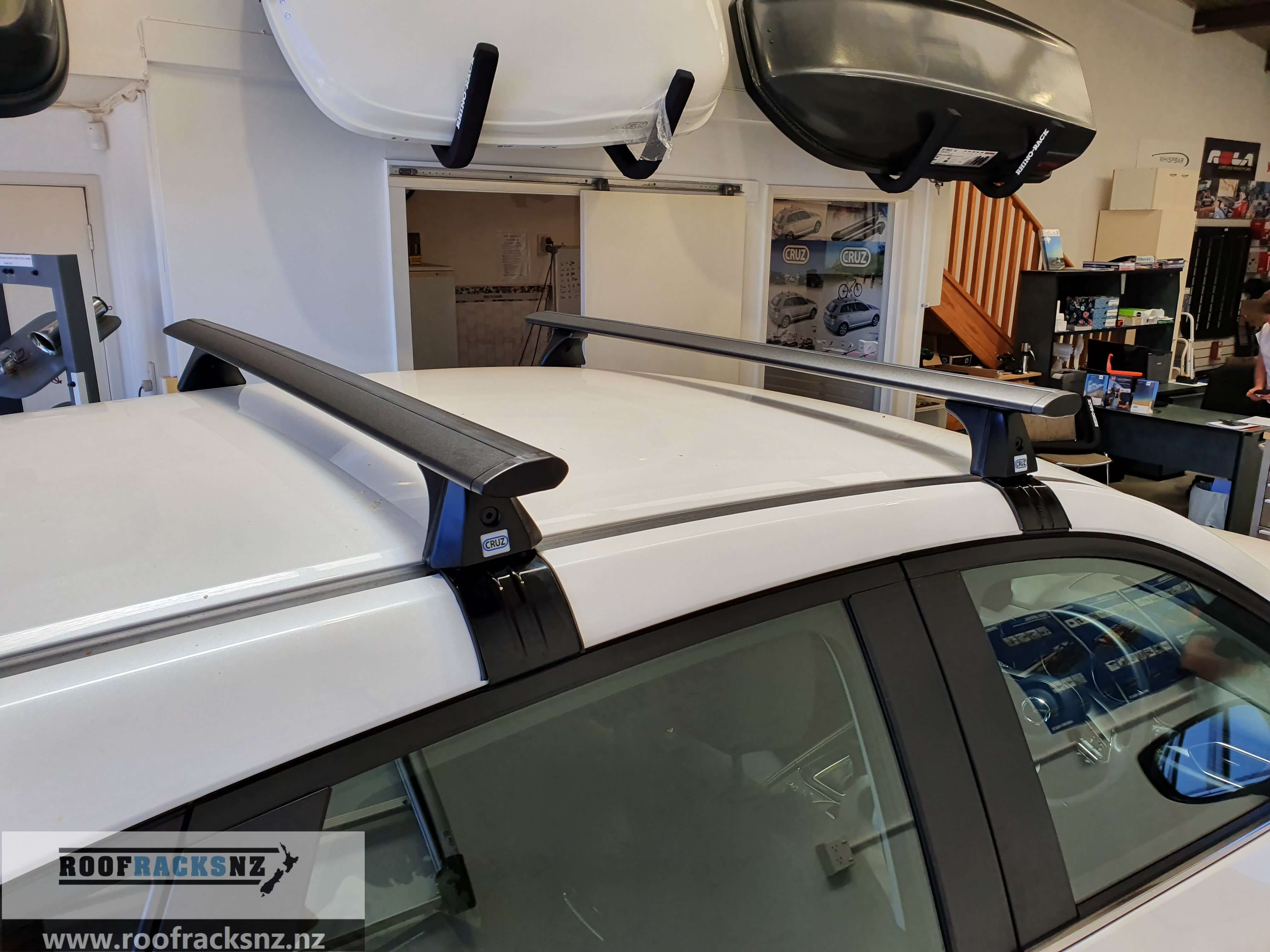 CRUZ Airo Dark Roof Racks Roof Racks NZ Ltd