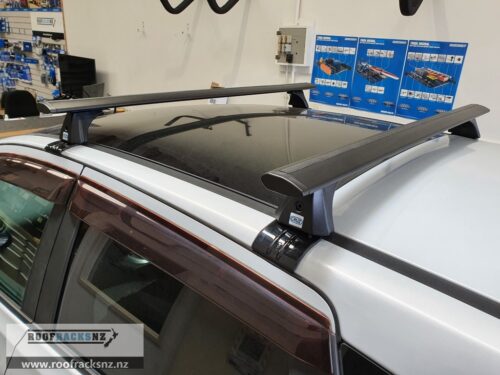 CRUZ Airo Dark Roof Racks - Image 5