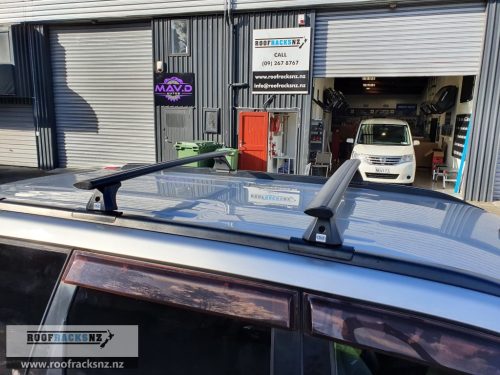 CRUZ Airo Dark Roof Racks - Image 4