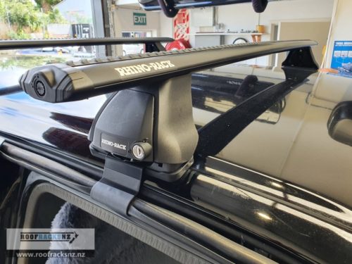 Vortex 2500 Black 2 Bar Roof Rack - Image 5