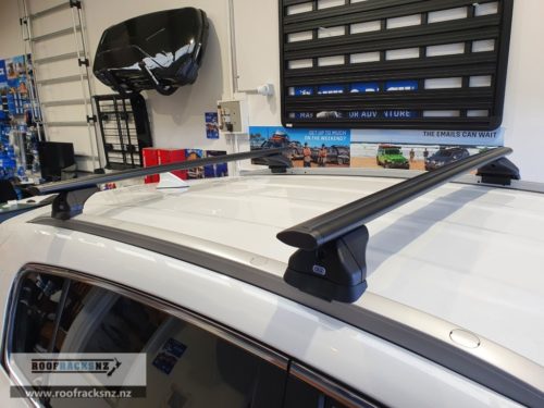 CRUZ Airo Dark Roof Racks - Image 5