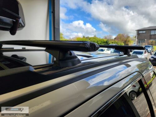 Vortex RCL Black 2 Bar Roof Rack - Image 19