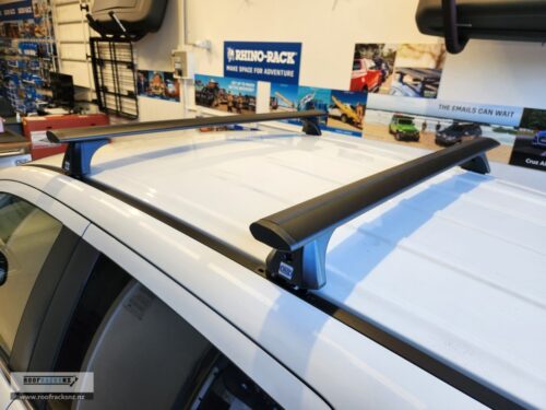 CRUZ Airo Dark Roof Racks - Image 13