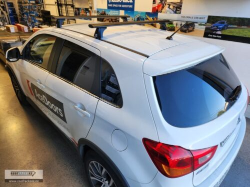 CRUZ Airo Dark Roof Racks - Image 14