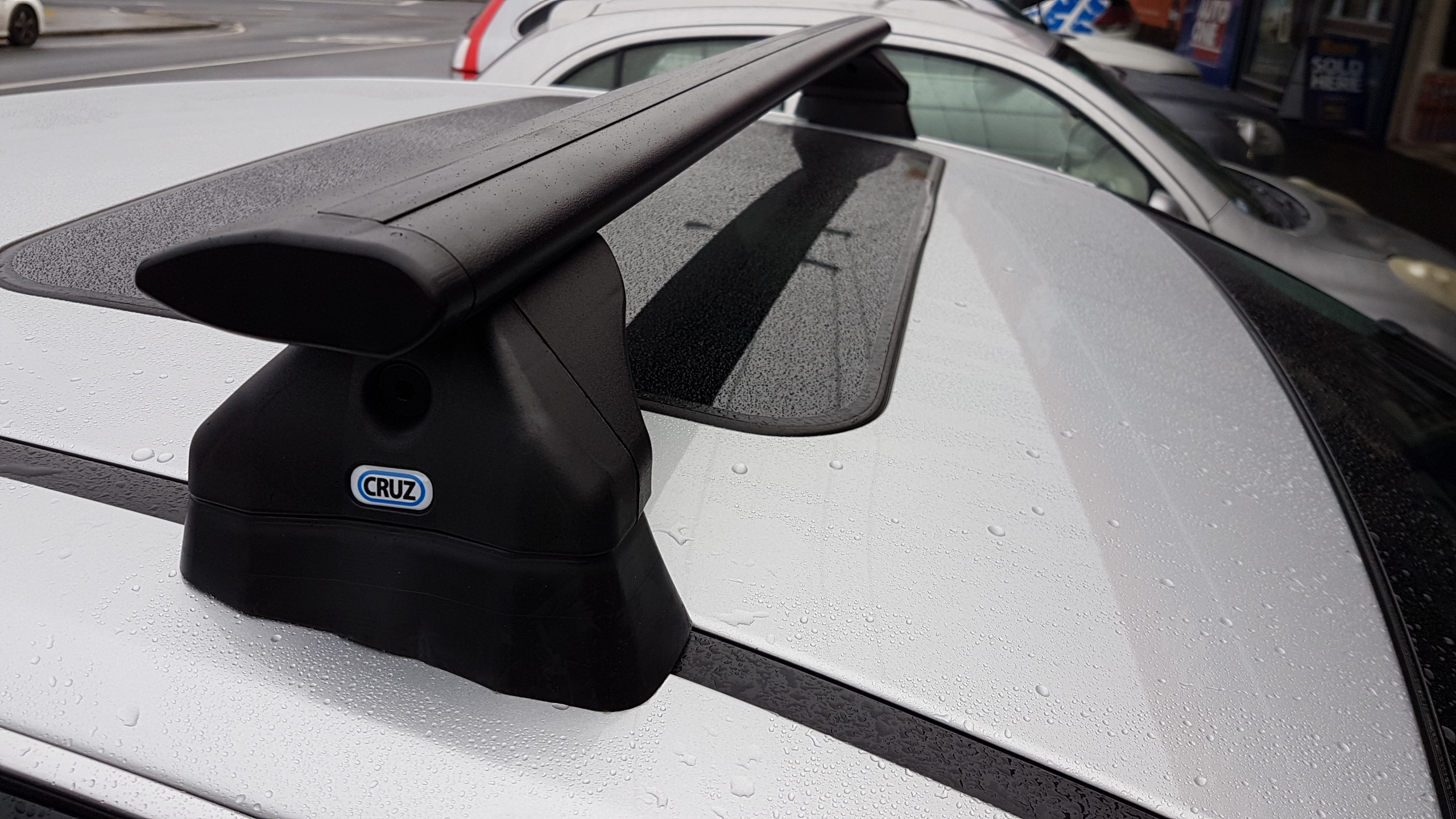 CRUZ Airo Dark Roof Racks Roof Racks NZ Ltd