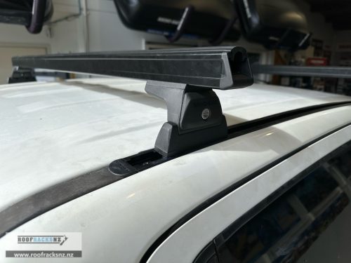 Heavy Duty RLT600 Trackmount Black 2 Bar Roof Rack - Image 5