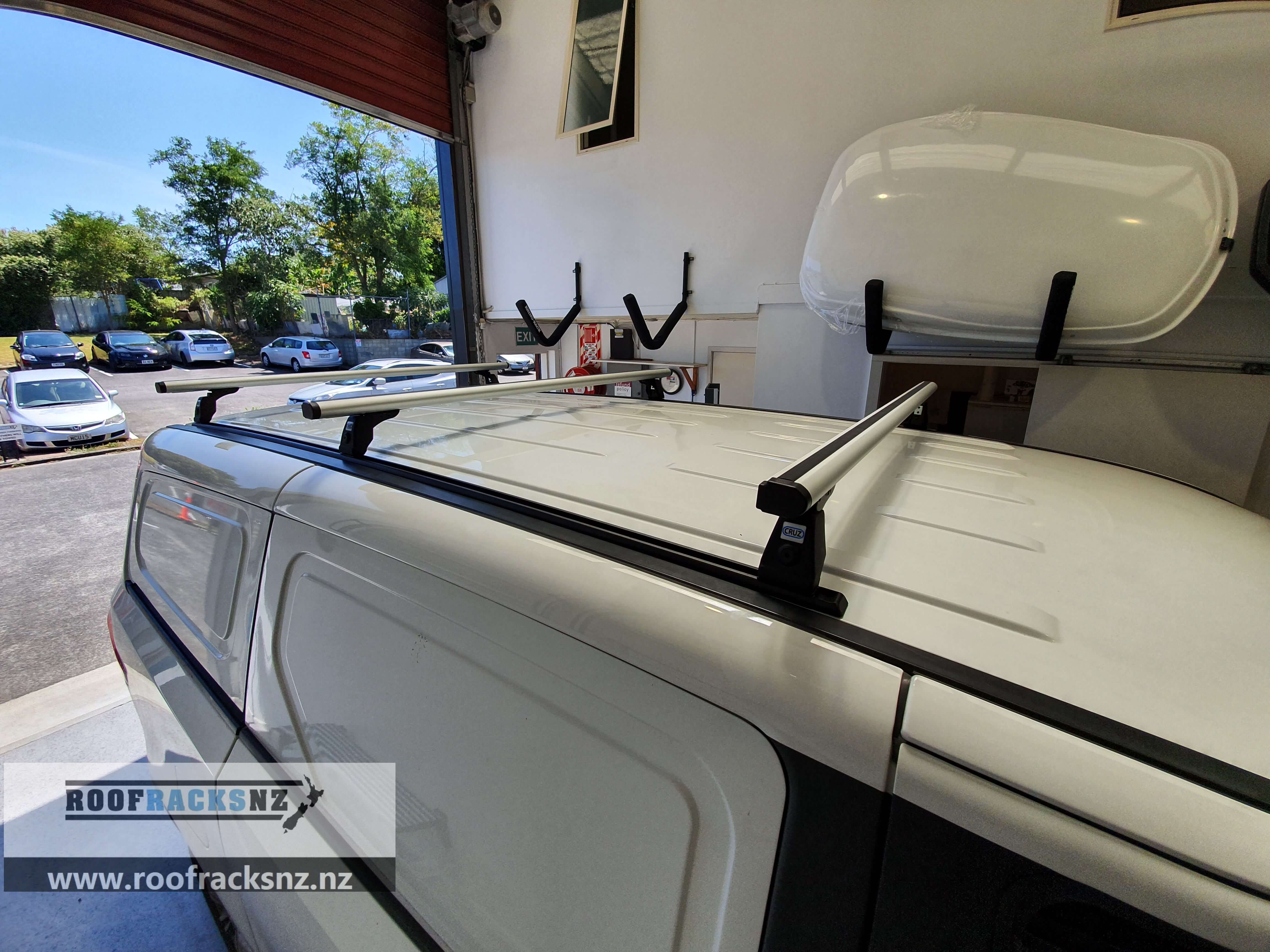 cruz-commercial-aluminium-roof-racks-3-bars-roof-racks-nz-ltd