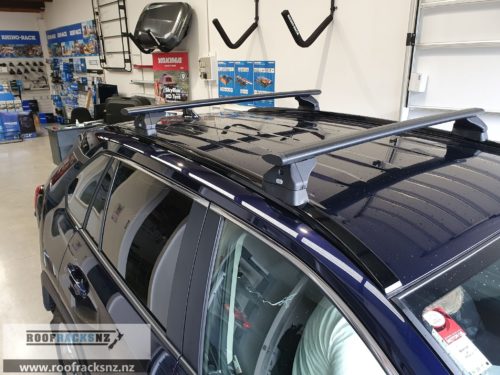 CRUZ Airo Dark Roof Racks - Image 2