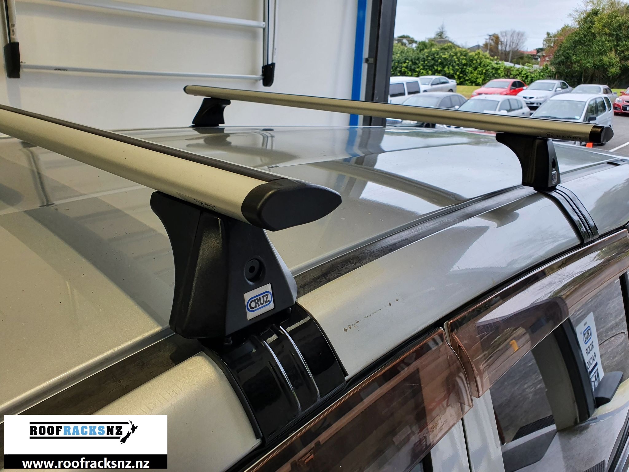 CRUZ Airo Silver Roof Racks - Roof Racks NZ Ltd