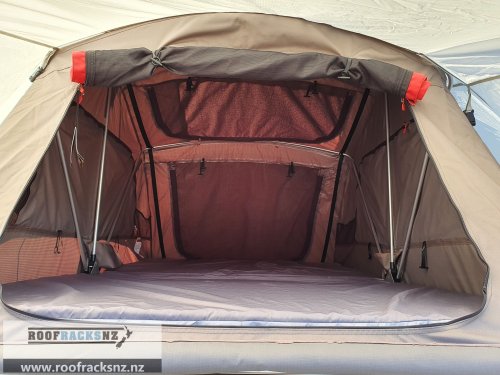 Yakima SkyRise HD Roof Top Tent Medium - Image 18