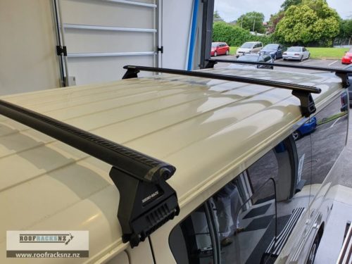 Sportz RL110 Black 3 Bar Roof Rack - Image 2