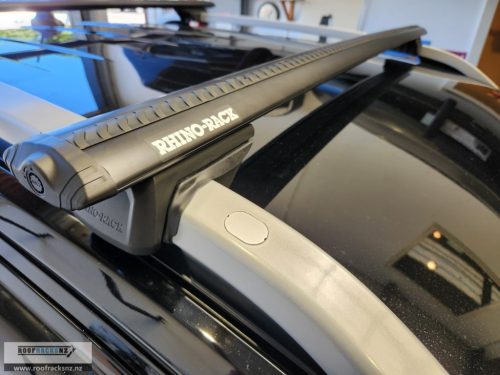 Vortex RX Black 2 Bar Roof Rack - Image 2