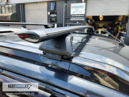 Yakima JetStream Thrubars - Black