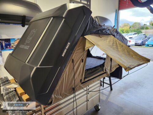 Rhino Rack Hardshell Roof Top Tent - Image 8