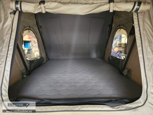 Rhino Rack Hardshell Roof Top Tent - Image 12