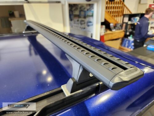 SPORTZ RLT600 TRACKMOUNT BLACK 2 BAR ROOF RACK - Image 11