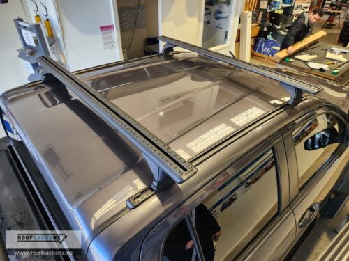 SPORTZ RCH TRACKMOUNT BLACK 2 BAR ROOF RACK - Image 6