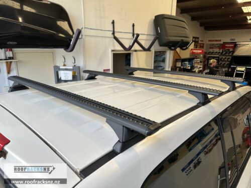 Sportz RCH Black 3 Bar Roof Rack - Image 6