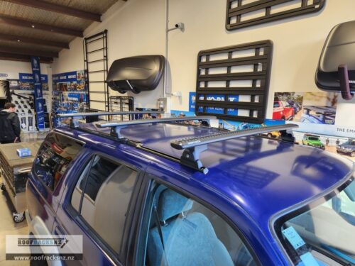 SPORTZ RLT600 TRACKMOUNT BLACK 3 BAR ROOF RACK - Image 4