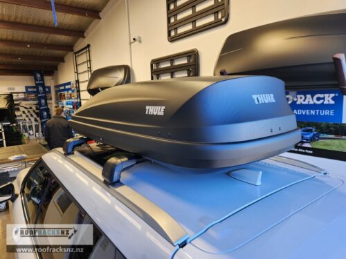 Thule - Pacific L Anthracite (420L) Roof Box - Image 4
