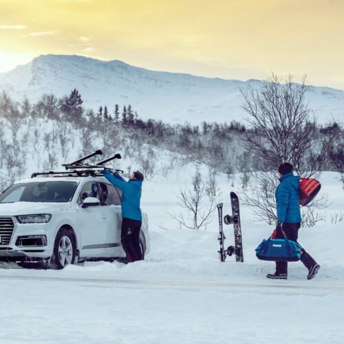 Thule SnowPack Extender (62cm Loading width) Premium Ski/Snowboard carrier - Image 5