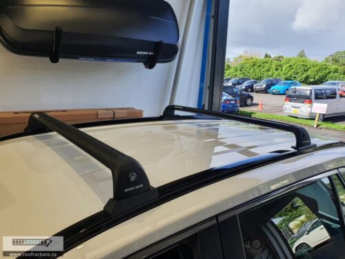 Vortex RVP Black 2 Bar Roof Rack - Image 13