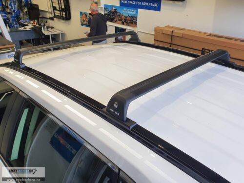Vortex RVP Black 2 Bar Roof Rack - Image 10