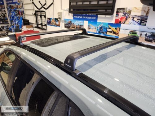 Vortex RVP Black 2 Bar Roof Rack - Image 6