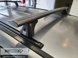 CRUZ Airo Dark Roof Racks - Trackmount - 2 Bars
