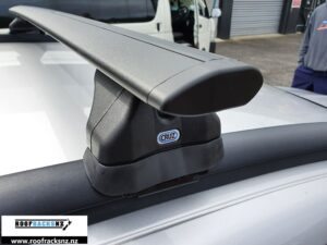 CRUZ Airo Dark Roof Racks