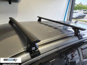 CRUZ Airo Dark Roof Racks