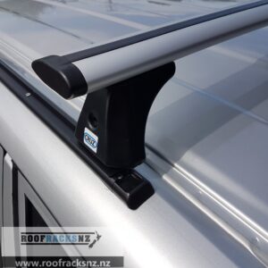 CRUZ Airo Silver Roof Racks - Trackmount - 3 Bars