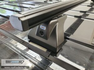 CRUZ Commercial Aluminium Dark - 2 Bars