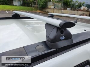 CRUZ Airo Silver Roof Racks