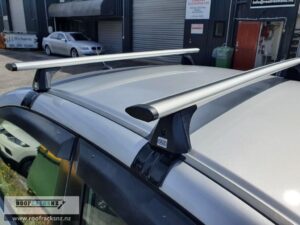 CRUZ Airo Silver Roof Racks