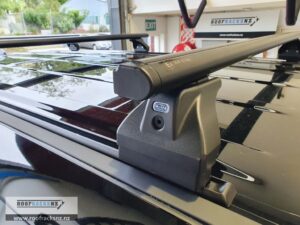 CRUZ Commercial Aluminium Dark - 2 Bars - Trackmount