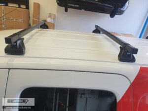 CRUZ Commercial Square Roof Racks - 2 Bars