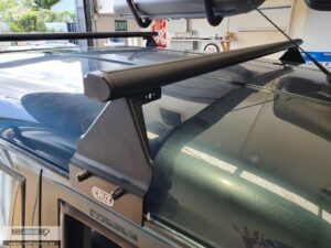 CRUZ Commercial Aluminium Dark - Guttermount - 3 Bars