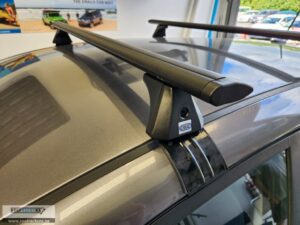 CRUZ Airo Dark Roof Racks
