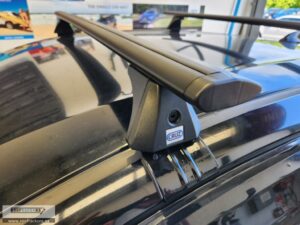 CRUZ Airo Dark Roof Racks