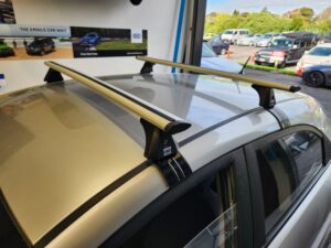 CRUZ Airo Silver Roof Racks