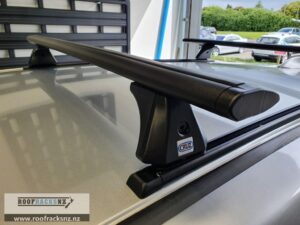 CRUZ AIRO DARK ROOF RACKS - TRACKMOUNT - 2 BARS