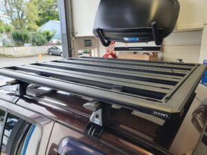 Titan Tray 1.5m x 1.2m with Roof Racks (2 bars)