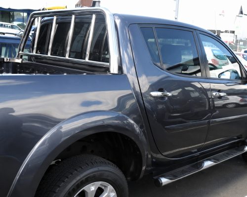 Triton Cab protector